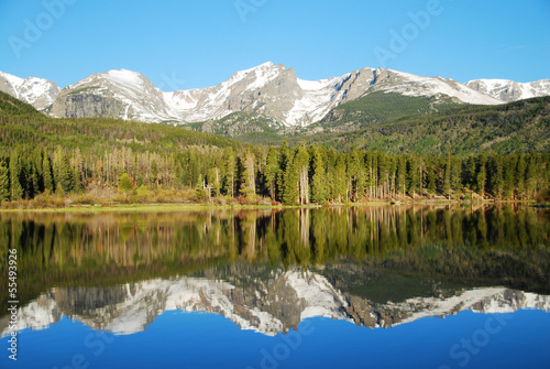 Fototapeta Naklejka Na Ścianę i Meble -  Sprague lake in the morning, Rocky Mountain National Park, CO