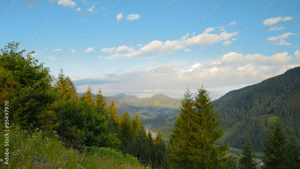 movement of clouds in  Mountains (Timelapse)