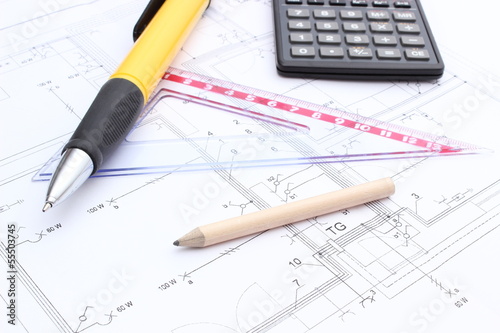 Drawing accesories and calculator on housing plan