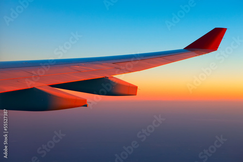 Canvastavla Air travel at sunrise
