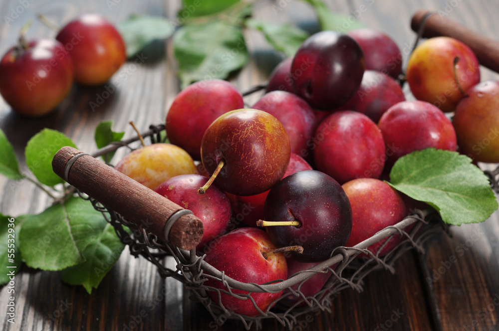 Fresh plums Fresh plums