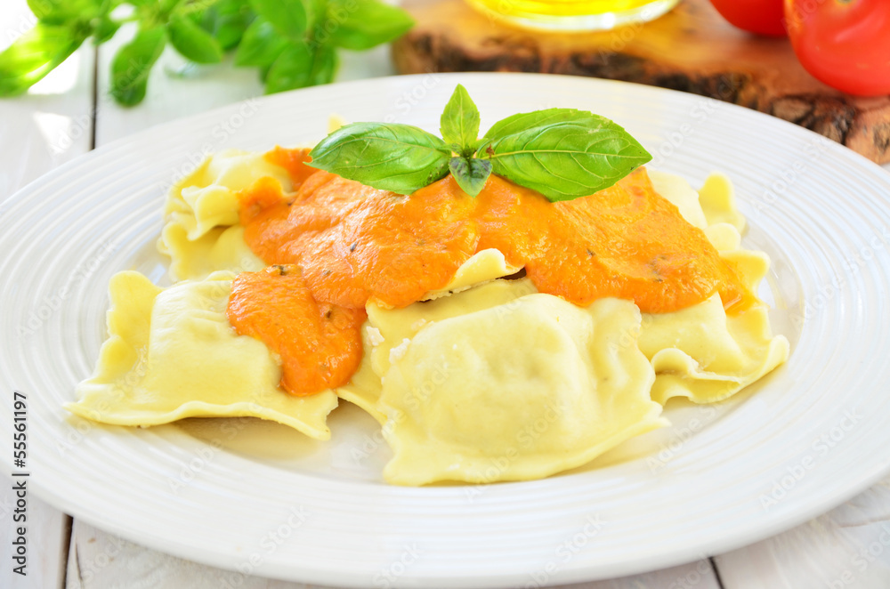 Ravioli in a Mascapone Sauce Ravioli in a Mascapone Sauce