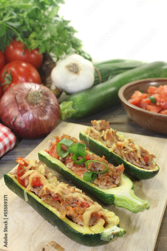 gefüllte Zucchinis gefüllte Zucchinis