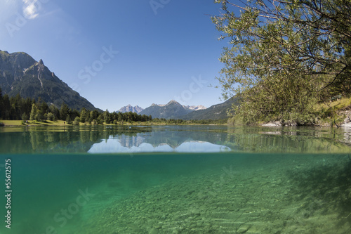 Alpines Tauchen - Lechausee © NaturePicsFilms