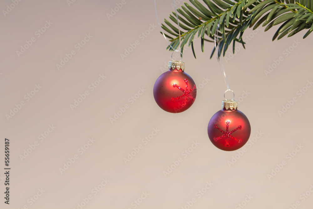 Weihnachtskugeln am Christbaum Weihnachtskugeln am Christbaum