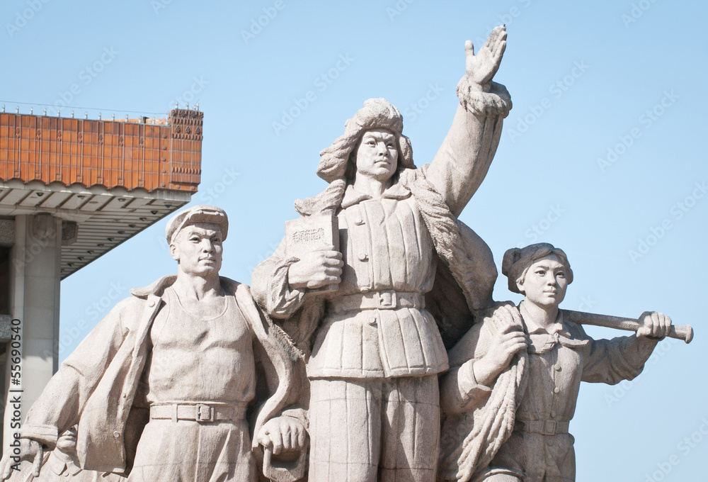 Fototapeta premium statues in front of Mausoleum of Mao Zedong in Beijing, China