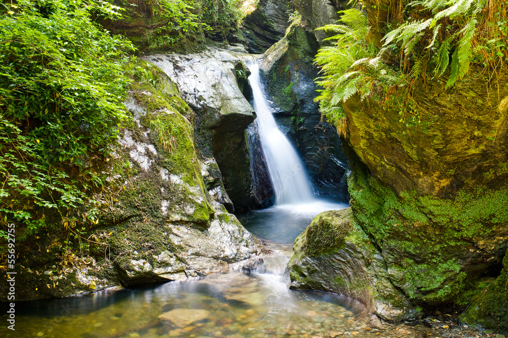 Fototapeta premium Waterfall at Glen Maye
