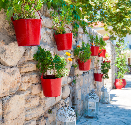 Flower pots