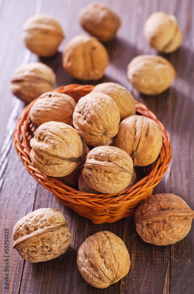 walnuts walnuts