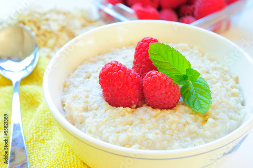 Raspberries Oatmeal Porridge Bowl