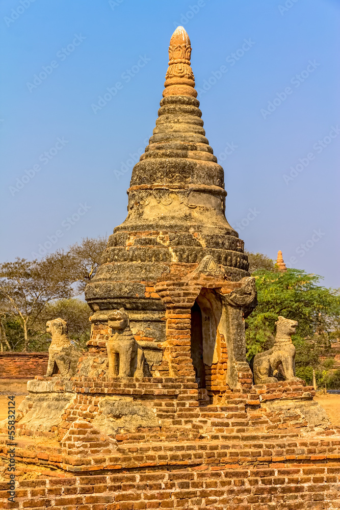 Ancient stupa in Old Bagan