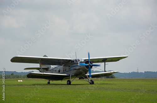 Fototapeta Naklejka Na Ścianę i Meble -  Oldtimer, Rundflug