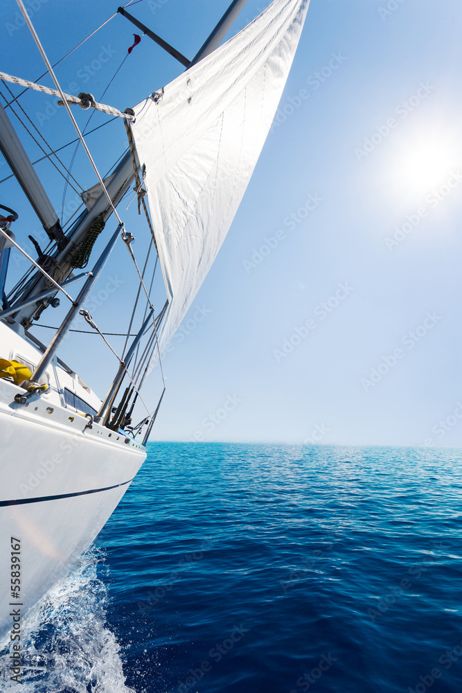 Aluminium schilderij met Sailing in the sea #55839167