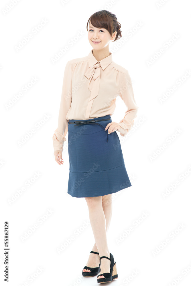 Fototapeta premium Beautiful asian business woman isolated on white background