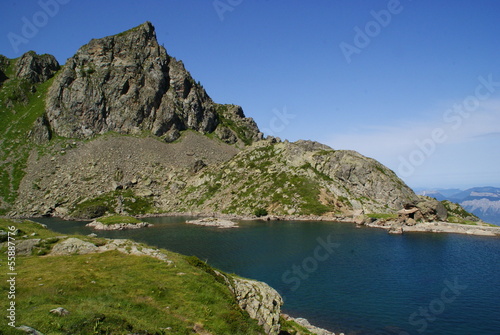 Lac du Crozet dans le massif de Belledonne.