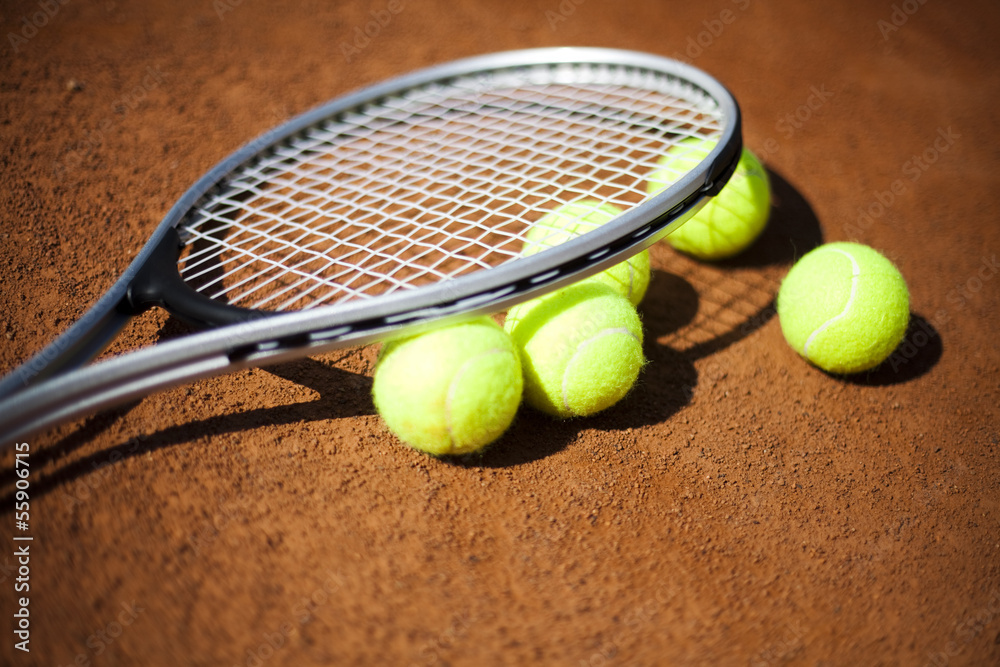 Tennis racket and balls, tennis court