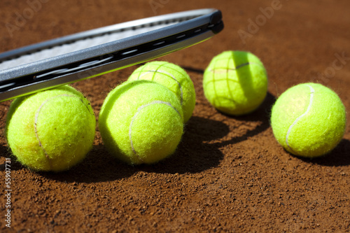 Tennis racket with tennis ball  © Sebastian Duda