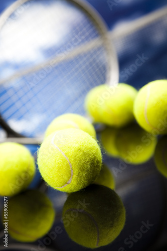 Tennis Ball © Sebastian Duda