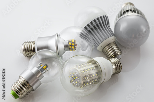 LED lamps E27 with a new led-chip  technology photo