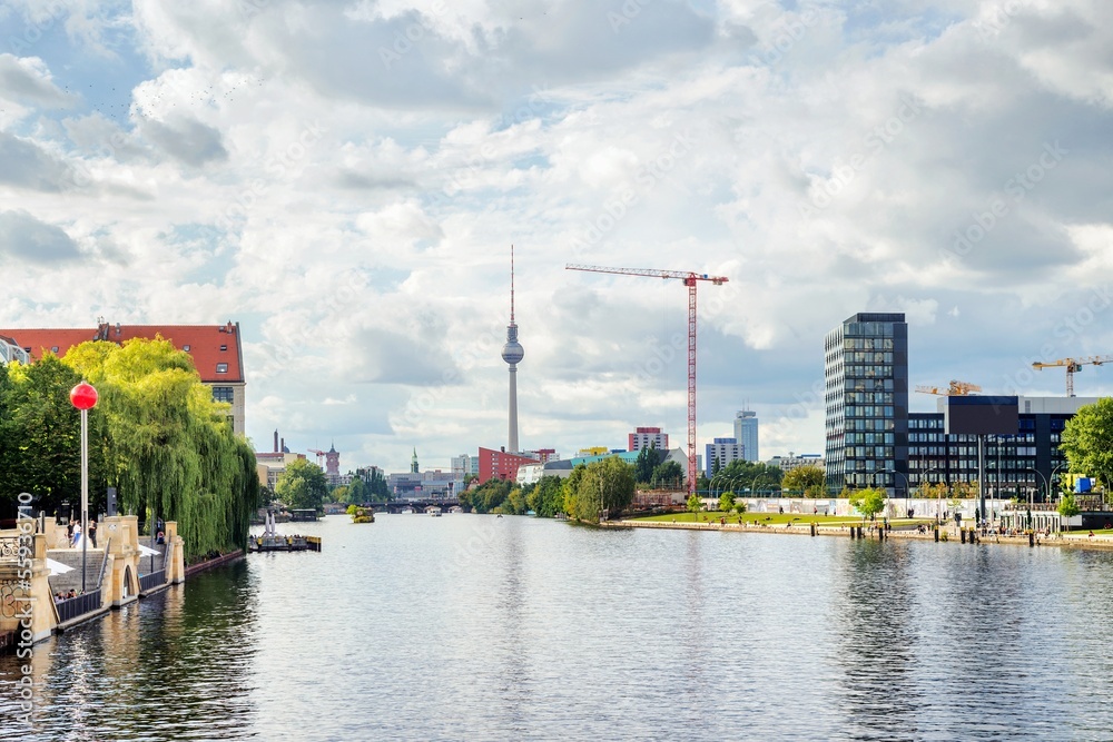 Obraz premium TV Tower and river Spree in Berlin, Germany