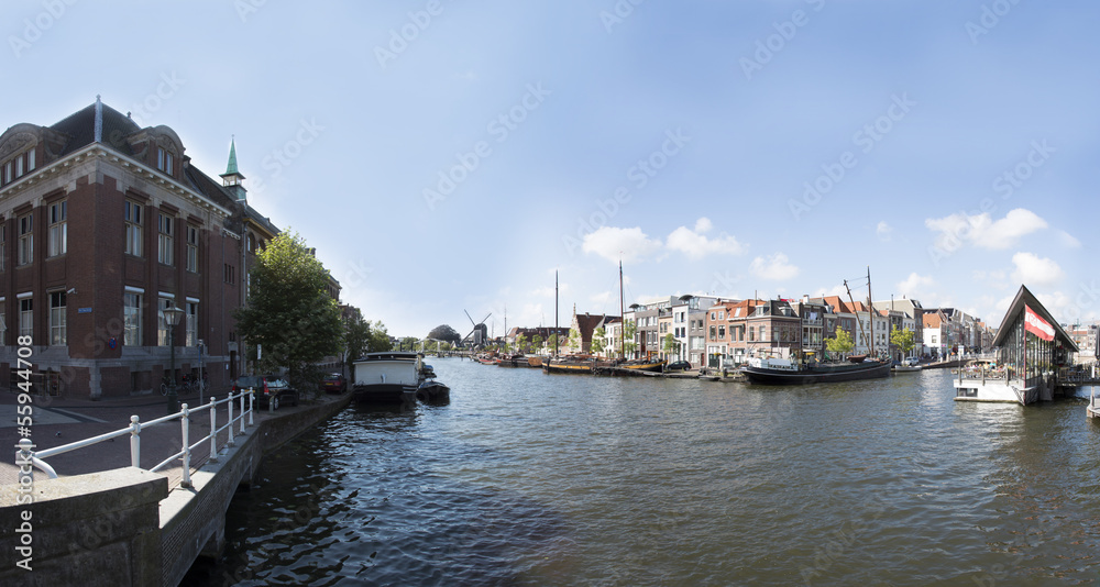 Panoramica Canale Leiden