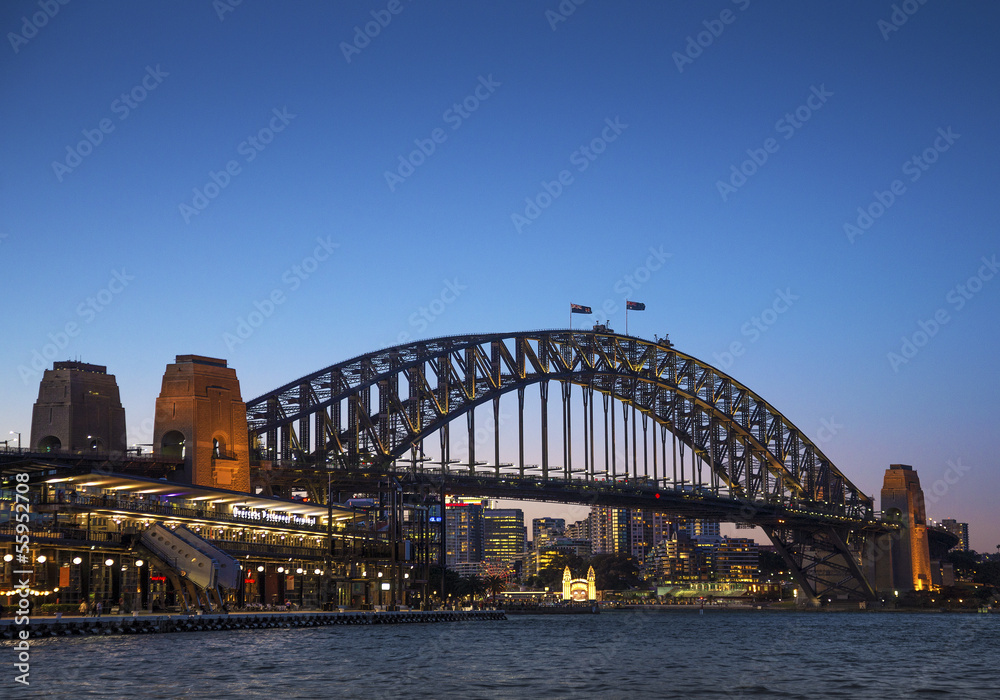 sydney harbour bridge in australia at night