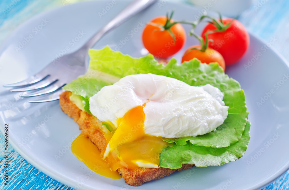 sandwich with egg