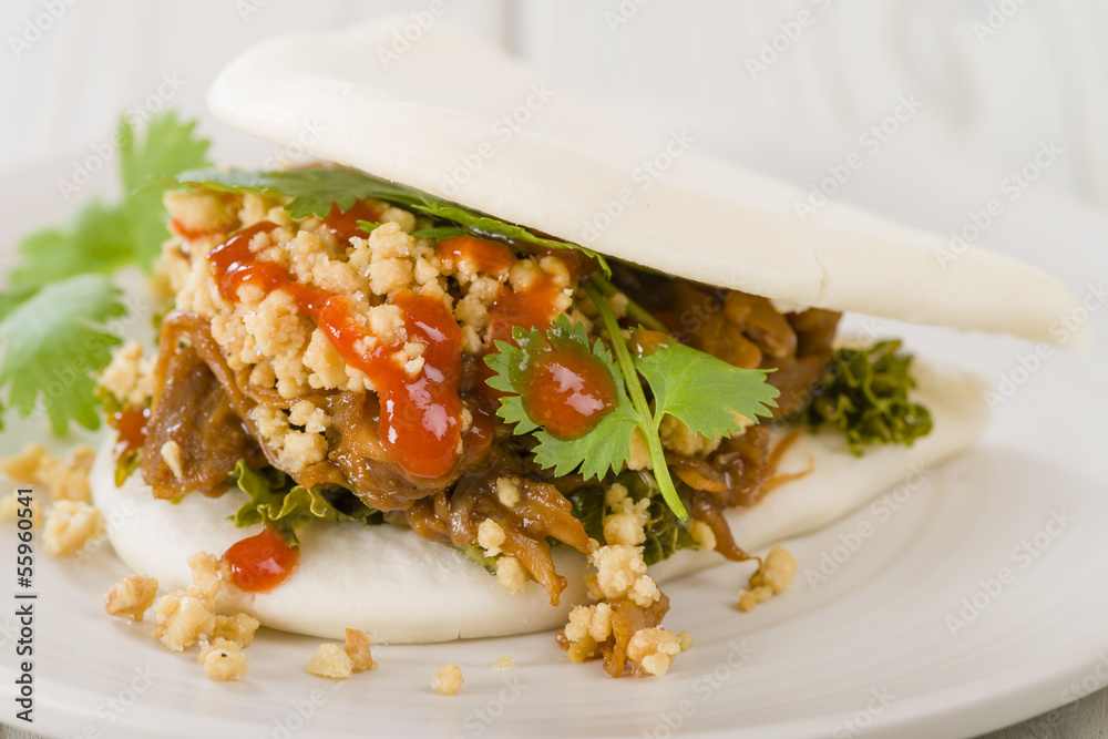 Gua Bao - Taiwanese burger with braised pork and peanuts.