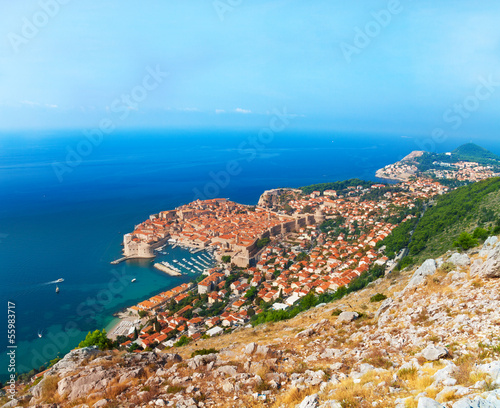 Fototapeta Naklejka Na Ścianę i Meble -  Dubrovnik from the mountain