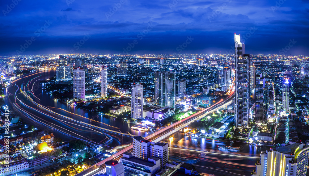 Obraz premium Bangkok at dusk