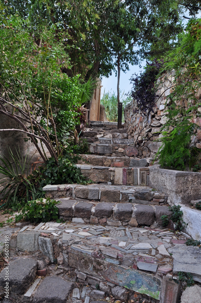 Fototapeta kamienne schody ze starożytnymi symbolami
