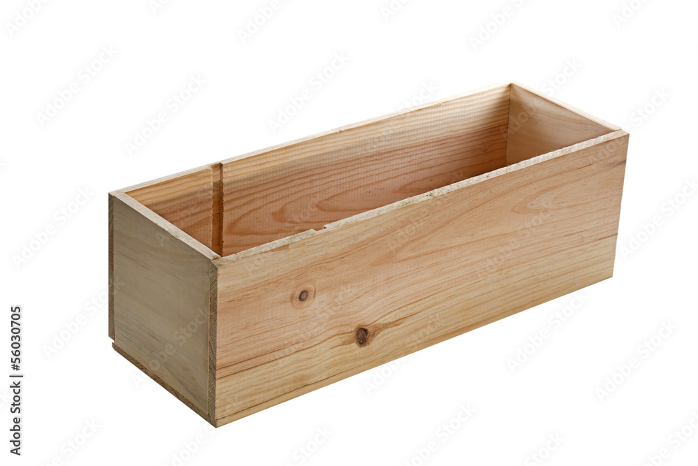 Kleine Holzkiste, offen, auf weißem Hintergrund Kleine Holzkiste, offen, auf weißem Hintergrund