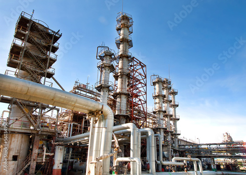 the pipe at the gas processing the factory