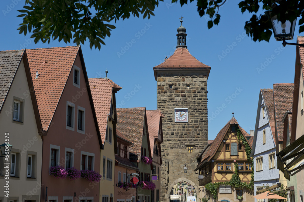 Obraz premium Ancient Gate in Rothenburg ob der Tauber