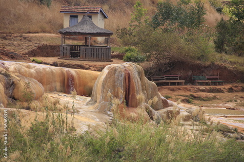 petit geyser et kiosque photo