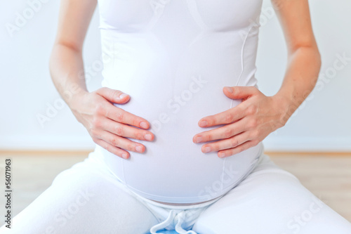 Wallpaper Mural schwangere frau Torontodigital.ca