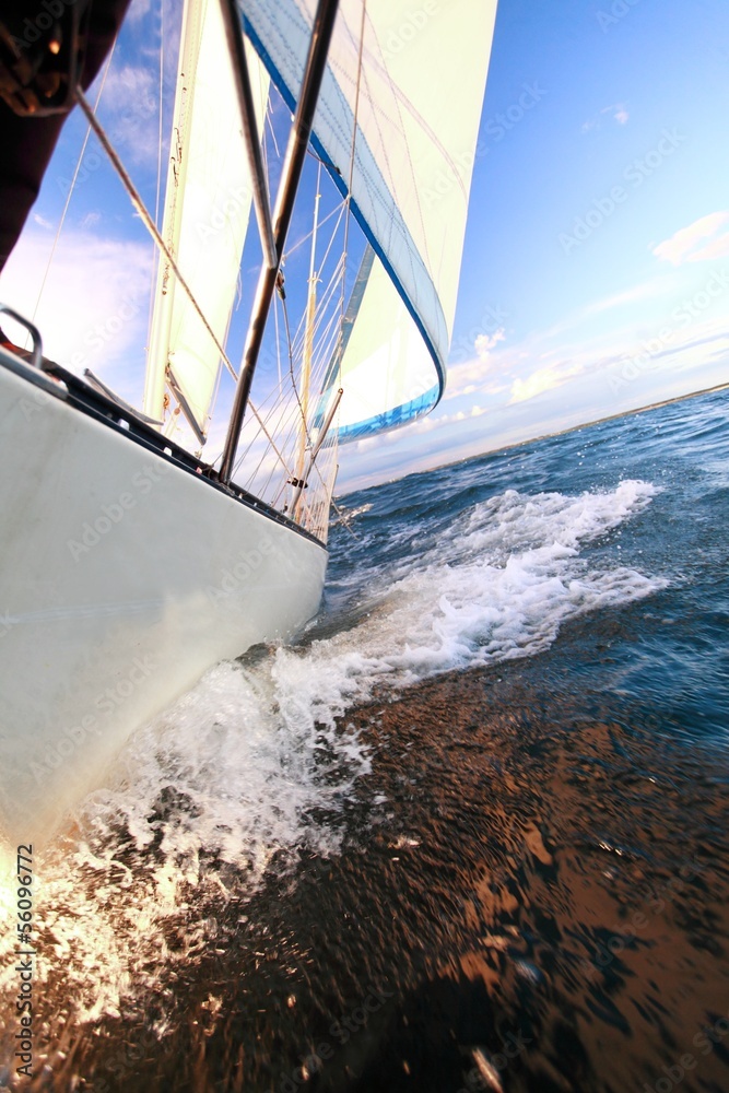 Obraz premium Sailboat yacht sailing in blue sea. Tourism