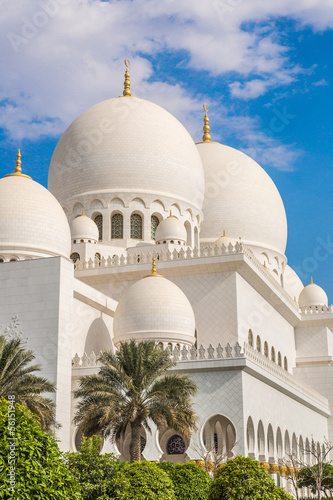 Obraz na plátně Sheikh Zayed Mosque in Middle East United Arab Emirates with ref