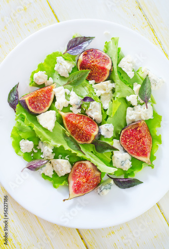 salad with cheese and figs