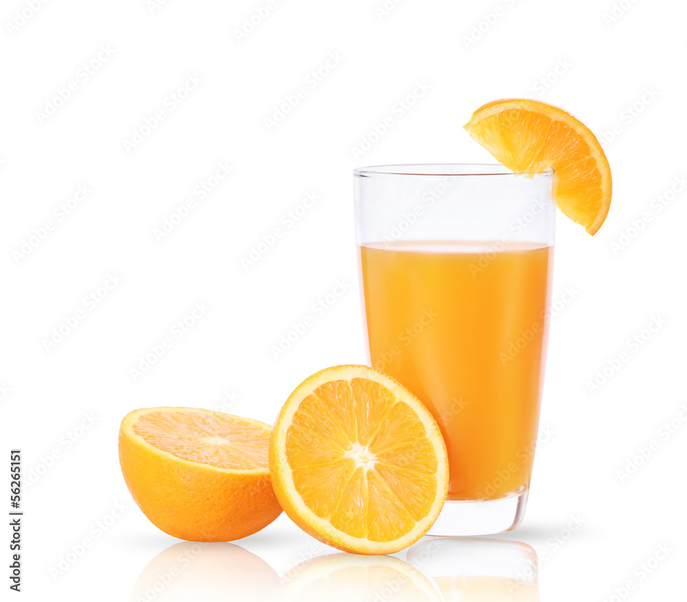 Orange juice and slices