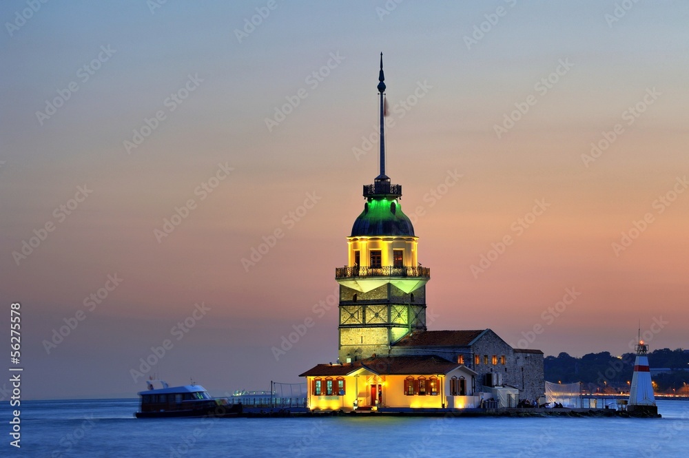 Fototapeta premium Maiden's Tower- Kizkulesi-Leandre Tower-istanbul