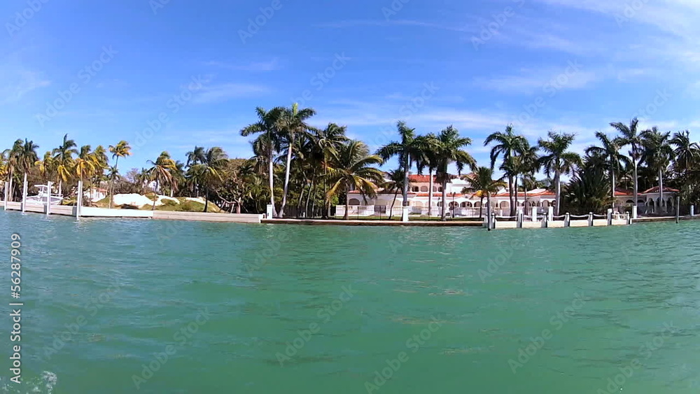 Private homes waterside landscape on secluded Islands, Miami, Florida, USA Private homes waterside landscape on secluded Islands, Miami, Florida, USA