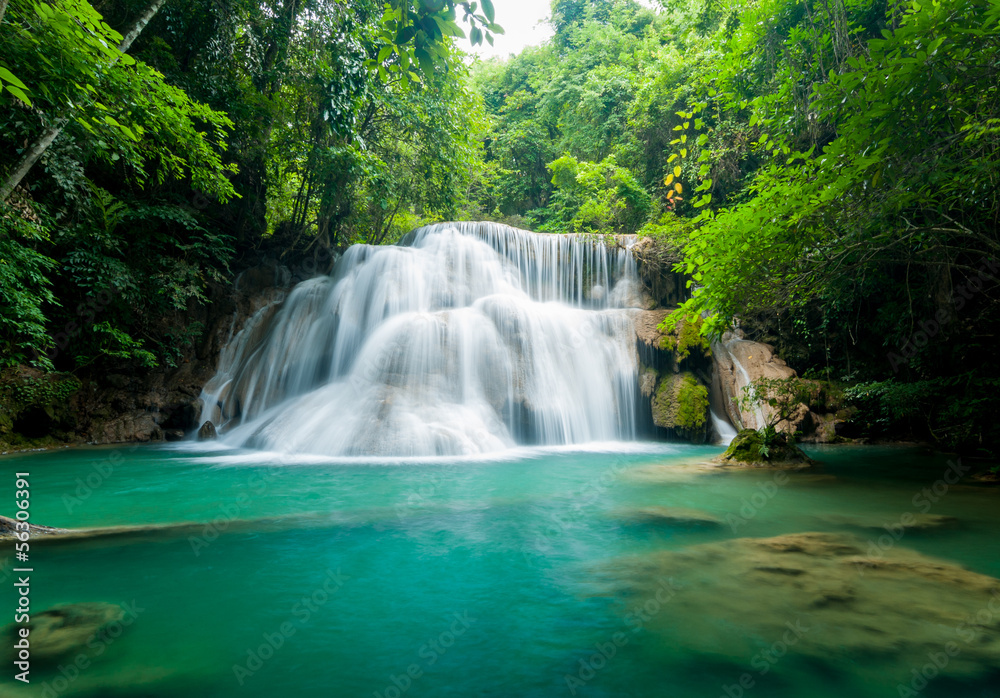 Fototapeta premium Thailand waterfall in Kanjanaburi (Huay Mae Kamin)