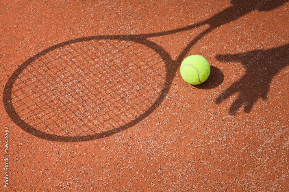 tennis racket shadow