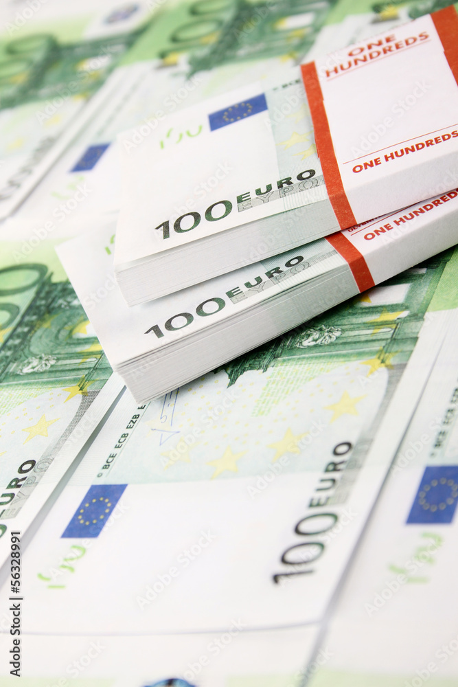 Stack of 100€ bills