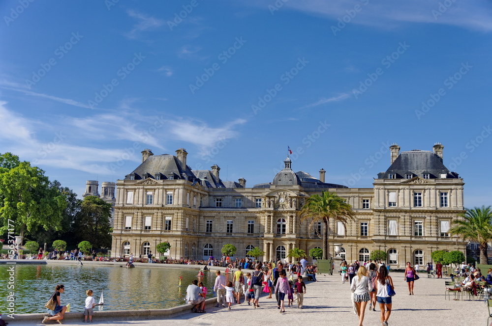 Obraz premium Sénat, Jardin du Luxembourg, Paris, France