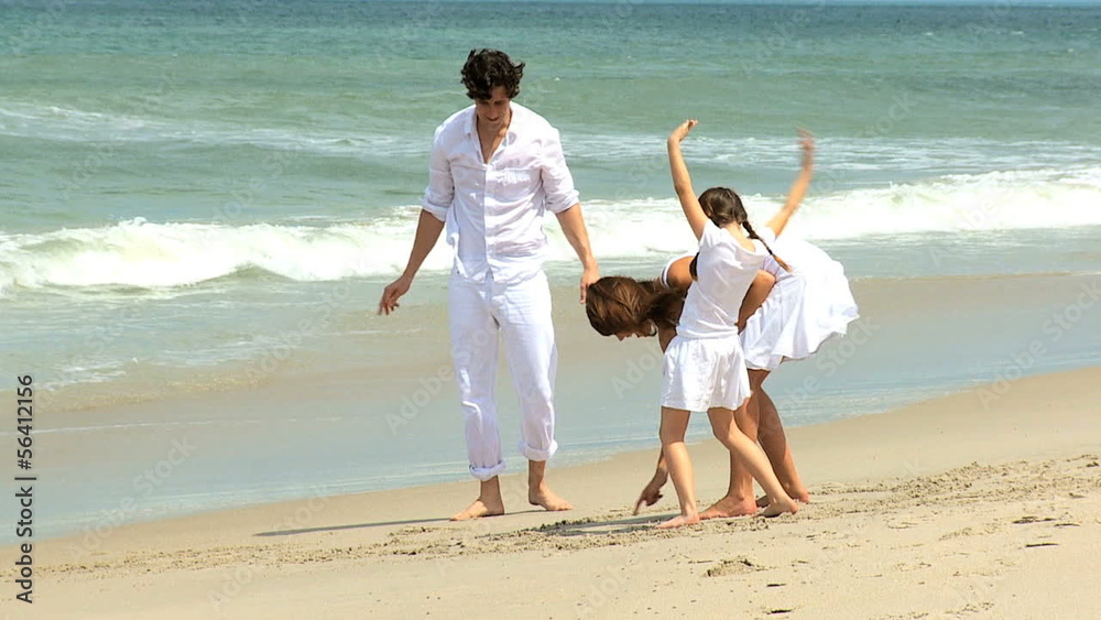 Caucasian Parents Daughter Beach Vacation Together Caucasian Parents Daughter Beach Vacation Together