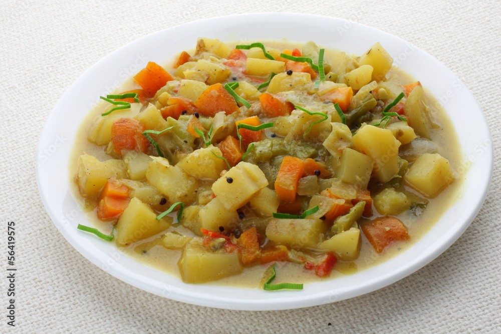 Fresh vegetable stew . Fresh vegetable stew .