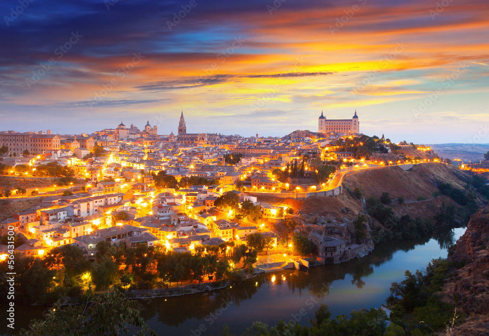 Picturesque view of Toledo in morning - obrazy, fototapety, plakaty 