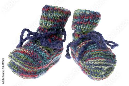 gestrickte Babyschuhe isoliert photo